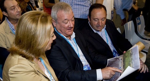 Luisa Fernanda Rudi con Ramón Luis Valcárcel y Pedro Sanz