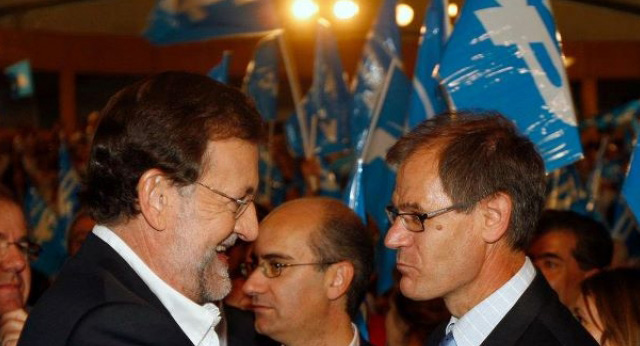 Mariano Rajoy se encuentra con Abel Antón en el acto del PP de Salamanac