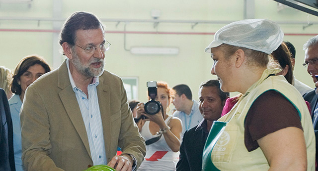 Mariano Rajoy visita la cooperativa de plátanos de Arona