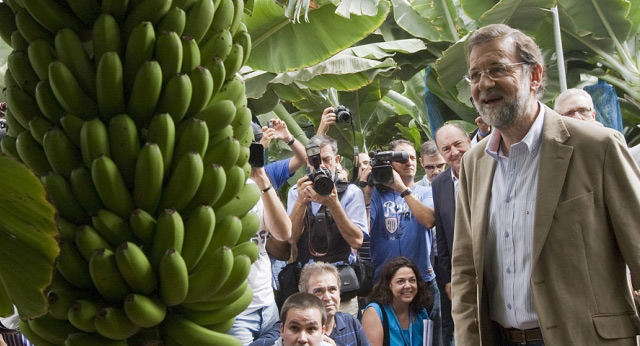 Mariano Rajoy visita la cooperativa de plátanos de Arona