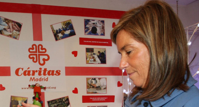 Ana Mato visita Cáritas
