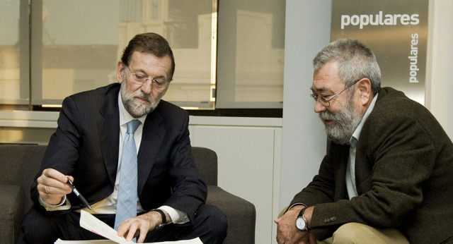 Mariano Rajoy se reúne con el secretario general del UGT, Cándido Méndez