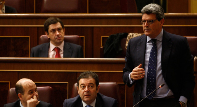 Ricardo Tarno en la sesión de control al Gobierno