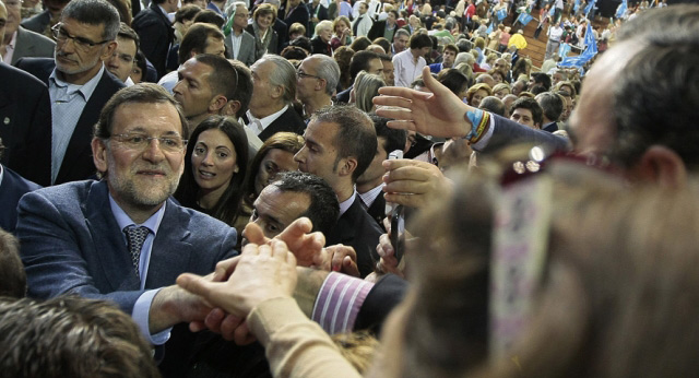 Mariano Rajoy en el acto de cierre de campaña en Sevilla