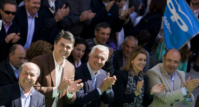 Javier Arenas y María Dolores de Cospedal en Granada