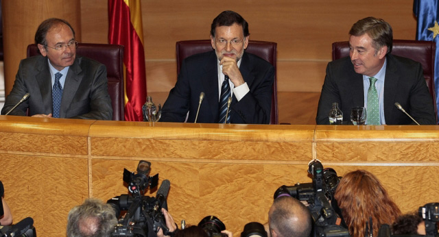 Mariano Rajoy preside la reunión del Grupo Popular en el Senado