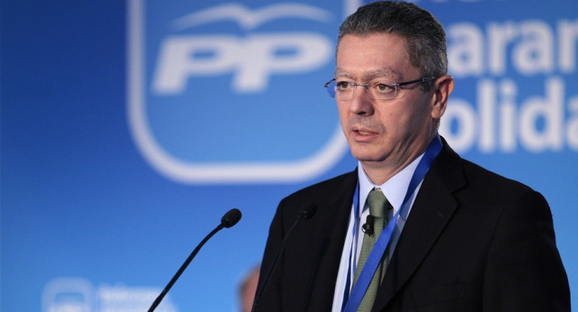 Alberto Ruiz-Gallardón durante su intervención en la Escuela de Verano del PP