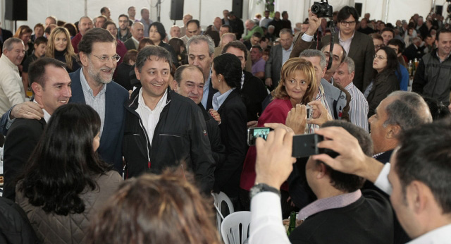 Mariano Rajoy interviene en una comida-mitin del PP en Rois (A Coruña)