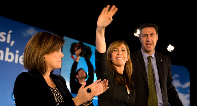 Soraya Sáenz de Santamaría con Alicia Sánchez-Camacho y Xavier García Albiol en Badalona