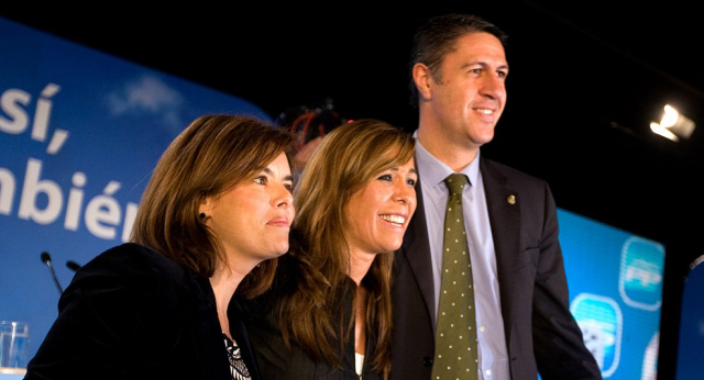 Soraya Sáenz de Santamaría con Alicia Sánchez-Camacho y Xavier García Albiol en Badalona