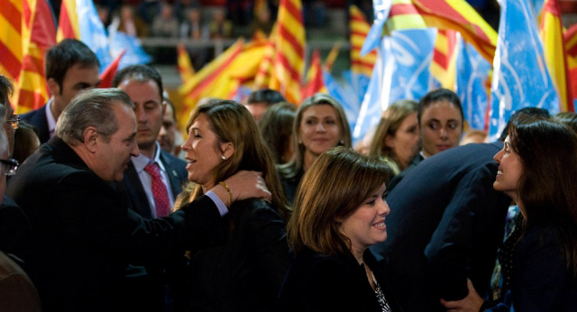 Soraya Sáenz de Santamaría con Alicia Sánchez-Camacho y Xavier García Albiol en Badalona