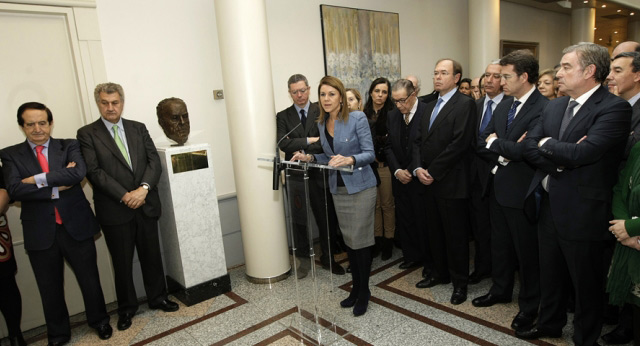 María Dolores de Cospedal durante su intervención en la presentación del busto de Manuel Fraga en el Senado