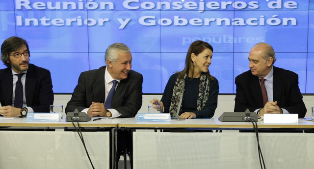 María Dolores de Cospedal y Jorge Fernández Díaz presiden la reunión consejeros de Interior y Gobernación