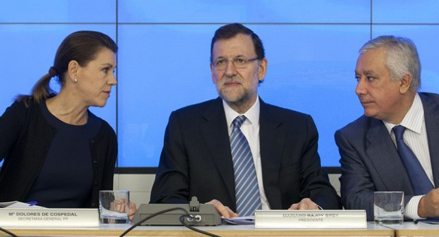 Mariano Rajoy con María Dolores de Cospedal y Javier Arenas durante  el Comité Ejecutivo Nacional