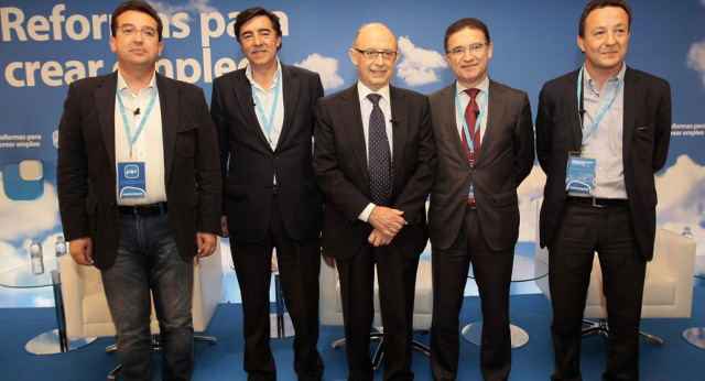 Cristóbal Montoro, José Antonio Bermúdez de Castro, Serafín Castellano, Fernando Manzano e Íñigo Henriquez