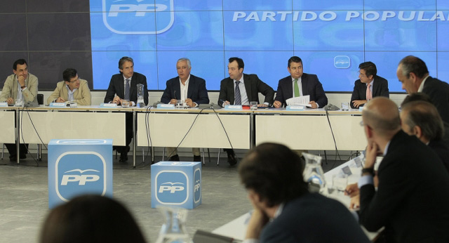 Javier Arenas preside una reunión previa al Consejo Territorial de la FEMP