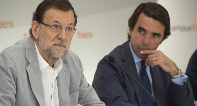Mariano Rajoy y José María Aznar durante la clausura del Campus FAES 2013
