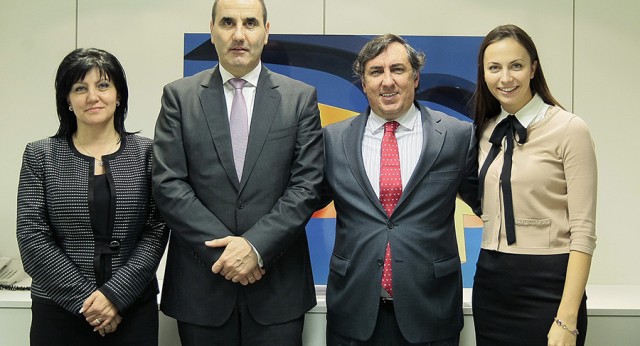 JoseÌ RamoÌn GarciÌa se reuÌne con el vicepresidente del Partido Ciudadanos por el desarrollo europeo de Bulgaria