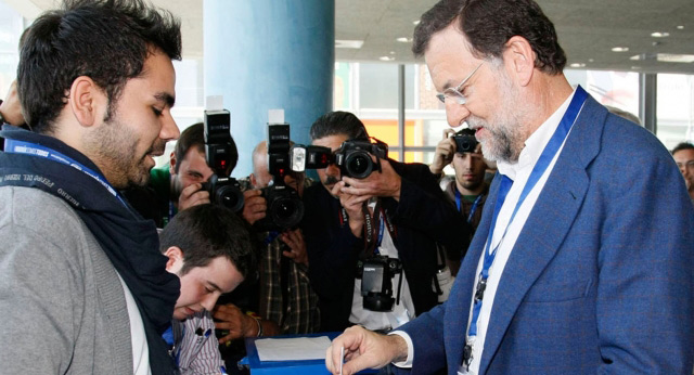 Mariano Rajoy durante la votación