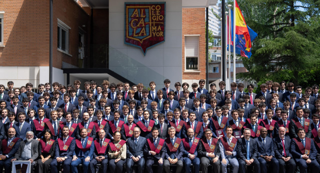 Feijóo clausura Curso Colegio Mayor Alcalá