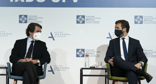 Pablo Casado junto a José María Aznar en el Aula de Liderazgo del Instituto Atlántico de Gobierno con un diálogo sobre “España, Constitución y Libertad” 