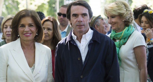 El Presidente de Honor, José María Aznar junto a Ana Botella y Aguirre