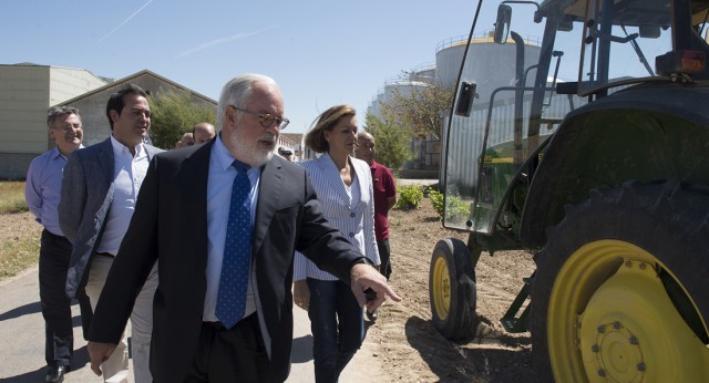 Arias Cañete y Cospedal durante su visita a Quintanar de la Orden