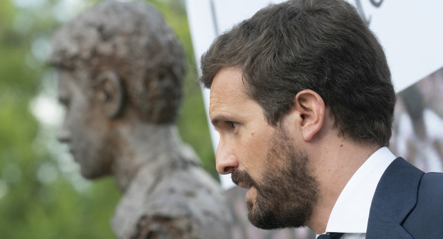 Pablo Casado en la Ofrenda floral a Miguel Ángel Blanco en Madrid