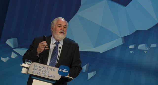 Miguel Arias Cañete durante su intervención en Cuenca