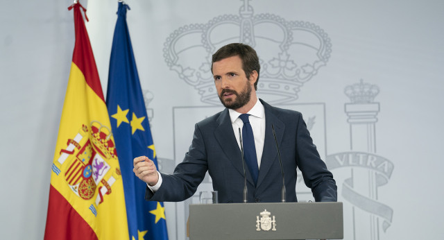 Fotos encuentro entre Pedro Sanchez y Pablo Casado en Moncloa