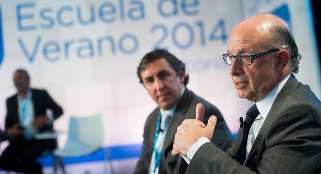 Cristóbal Montoro y José Ramón García en la Escuela de Verano 2014