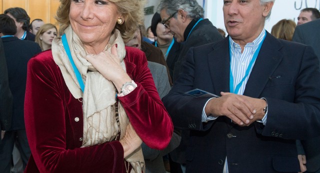 Esperanza Aguirre y Javier Arenas en la Convención Nacional