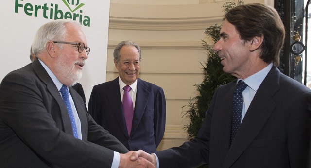 Miguel Cañete y José María Aznar en el Foro ABC