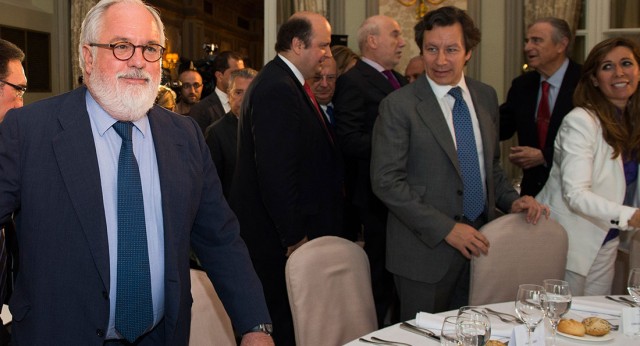 Miguel Arias Cañete en una conferencia en Barcelona Tribuna