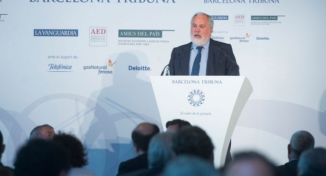 Miguel Arias Cañete en una conferencia en Barcelona Tribuna