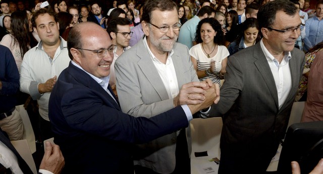 José Ballesta, alcalde de Murcia, junto a Pedro Antonio Sánchez y Mariano Rajoy