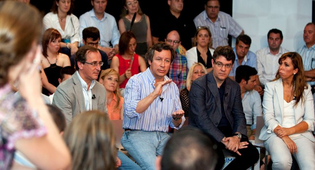 Carlos Floriano en el acto: "Cumplimos: Bajamos los impuestos"