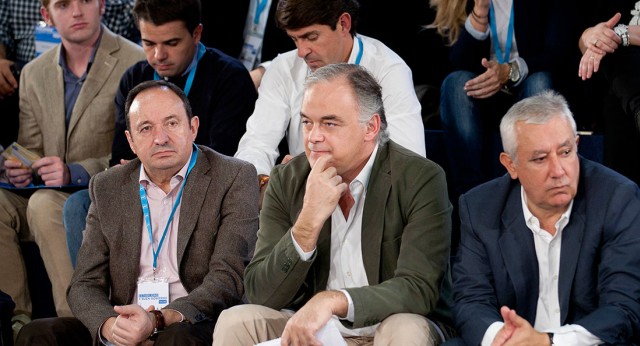 Esteban González Pons, Javier Arenas, y Pedro Sanz en las Jornadas de Estabilidad y Buen Gobierno