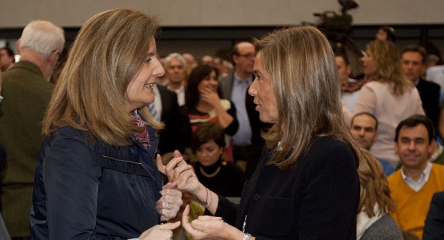 Fátima Báñez con Ana Mato