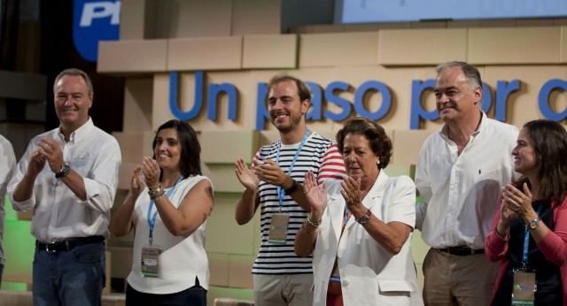 González Pons, Rita Barberá, Dorado, Jurado y Fabra en el seminario de NNGG