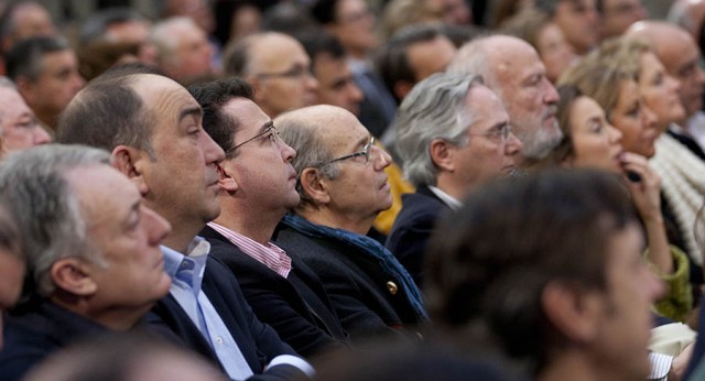 Algunos asistentes durante el acto