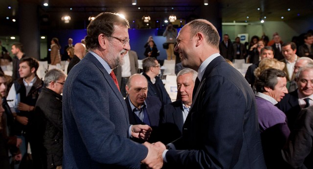 Mariano Rajoy con el ministro italiano del Interior, Angelino Alfano en las Jornadas "Seguridad y Libertad"