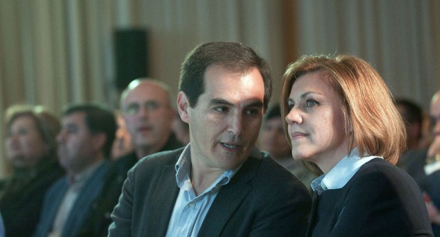 María Dolores de Cospedal junto a José Antonio Nieto 