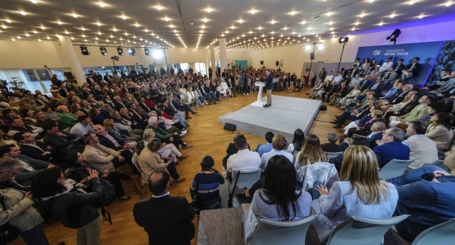 Alberto Núñez Feijóo en el acto de entrega de carnés a nuevos afiliados 