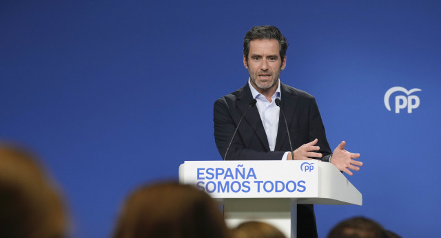 Borja Sémper en rueda de prensa