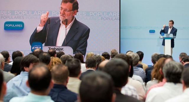 El Presidente del Gobierno y del PP durante su intervención en Alicante