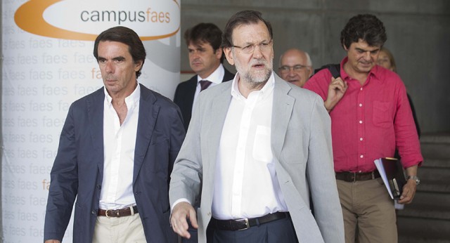 Mariano Rajoy con José María Aznar en el Campus FAES 2015