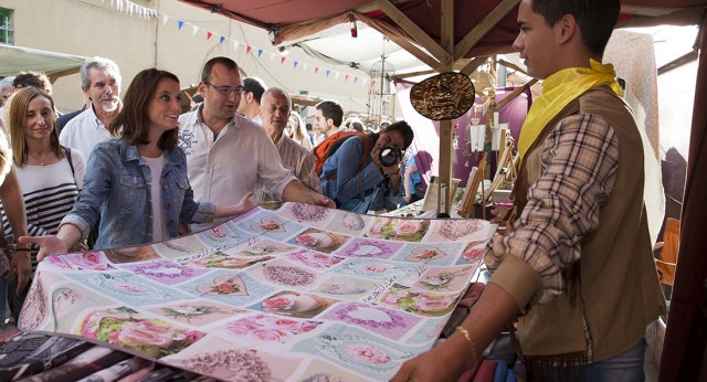 Andrea Levy visita el municipio barcelonés de Esplugues de Llobregat