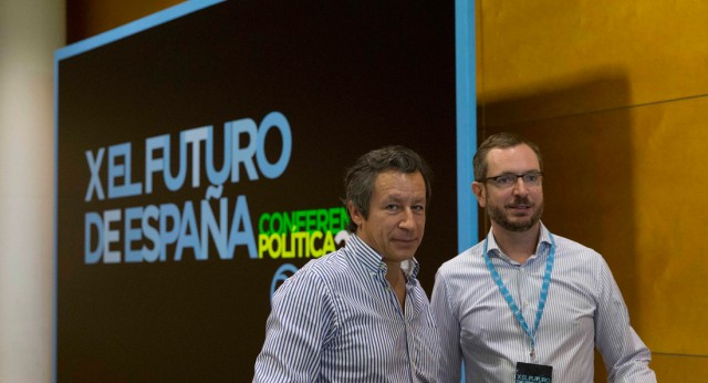 Carlos Floriano junto al Vicesecretario de Sectorial, Javier Maroto