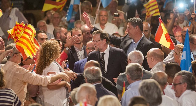 Mariano Rajoy y Xavi García Albiol en el acto de Reus